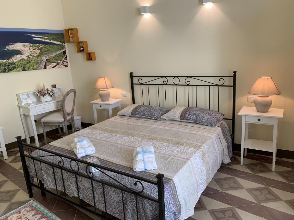 Piazza Fontana Luxury Bed and Breakfast Galatina Eksteriør billede